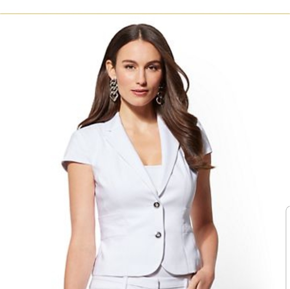 7th Avenue -NY & Company- short sleeve jacket